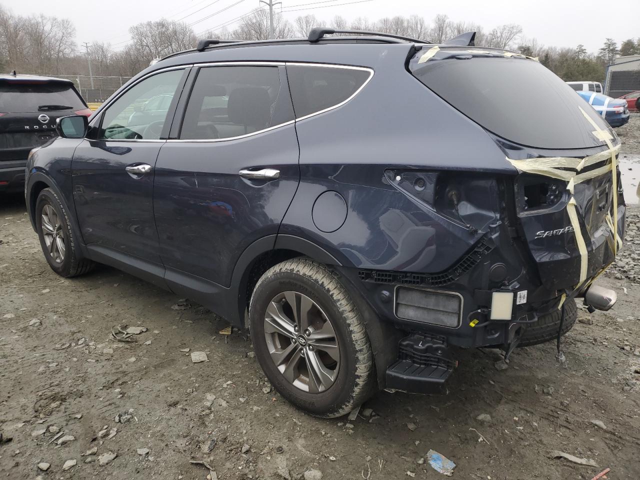 2014 Hyundai Santa Fe - Image 2