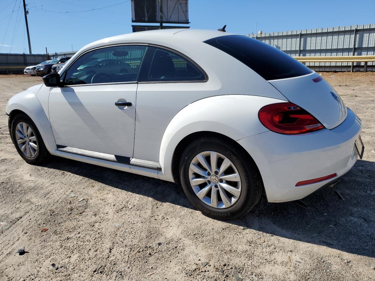 2014 Volkswagen Beetle - Image 2