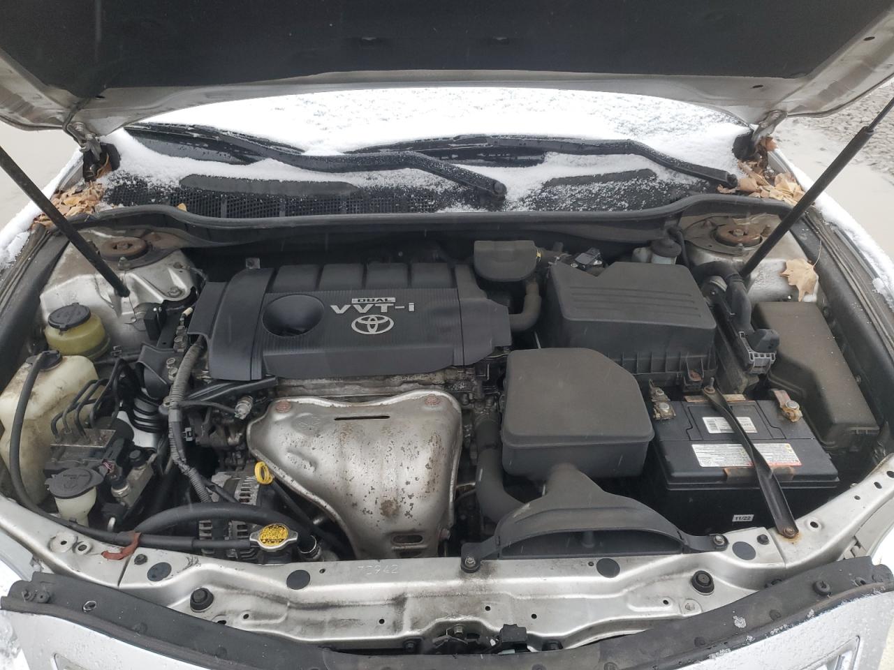 2010 Toyota Camry - Image 13