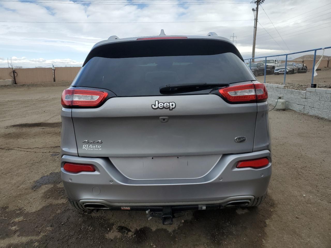 2017 Jeep Cherokee - Image 6