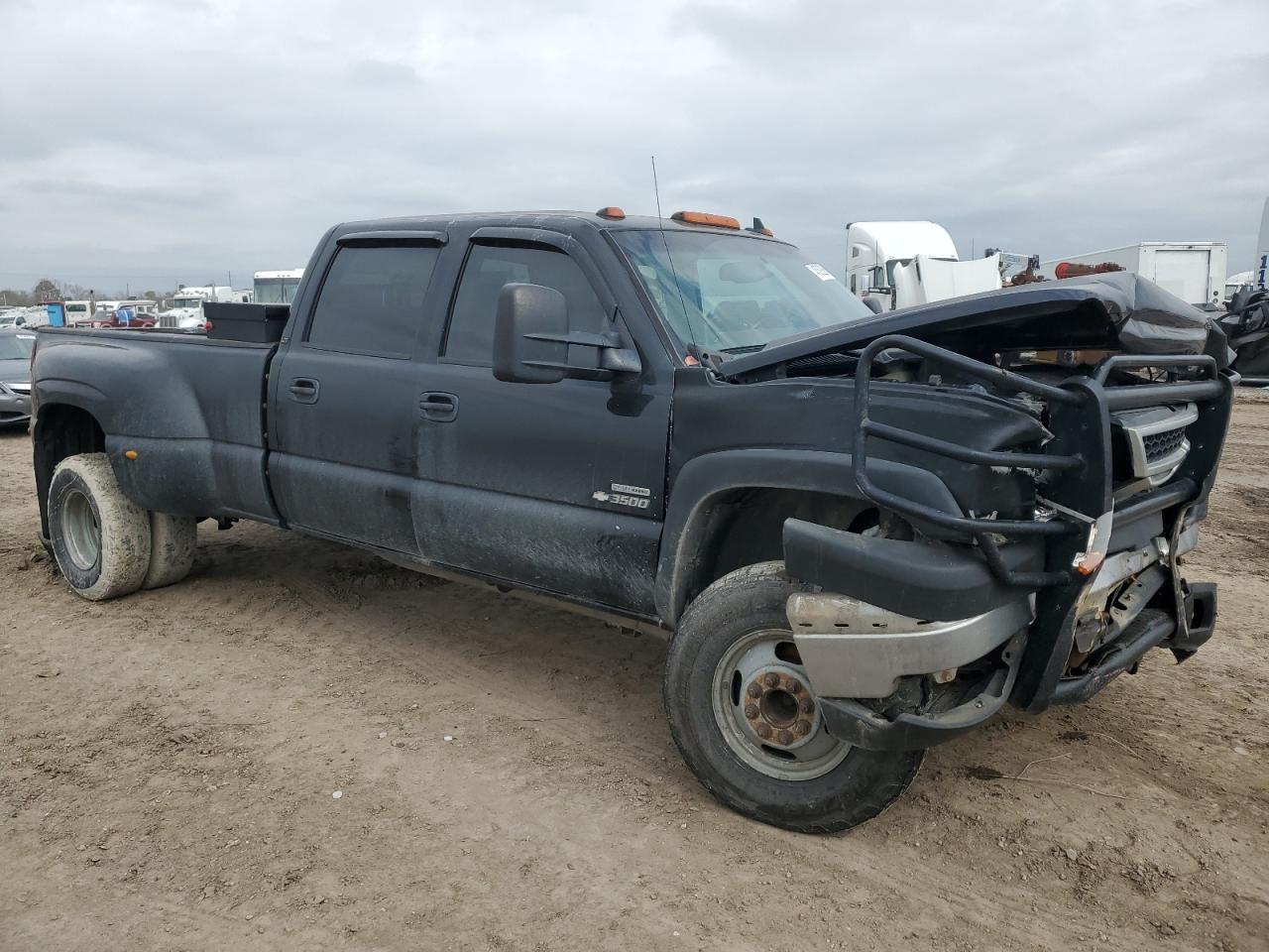 2007 Chevrolet Silverado - Image 1