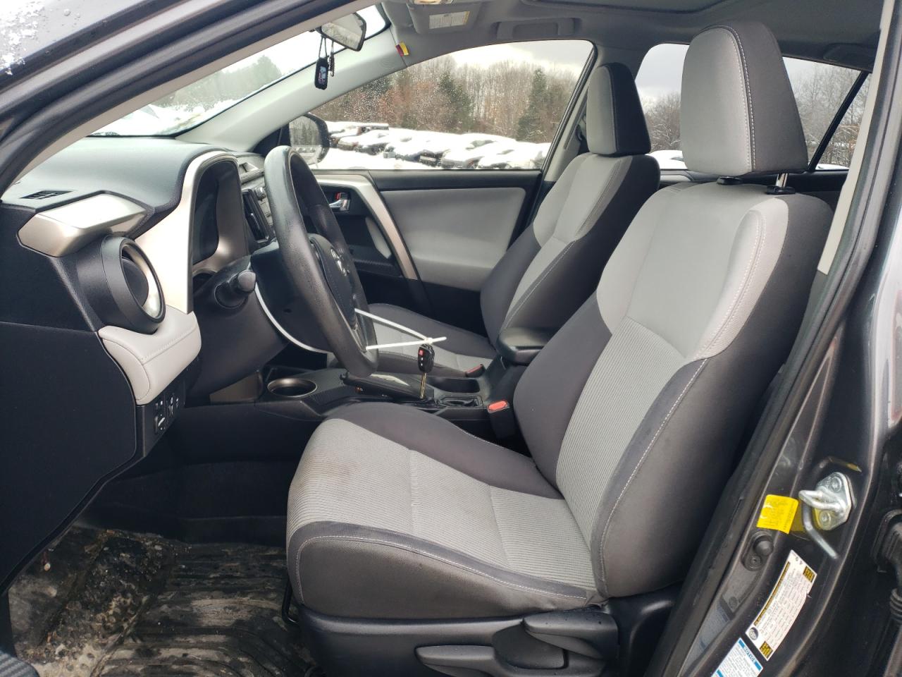 2014 Toyota RAV 4 - Image 7