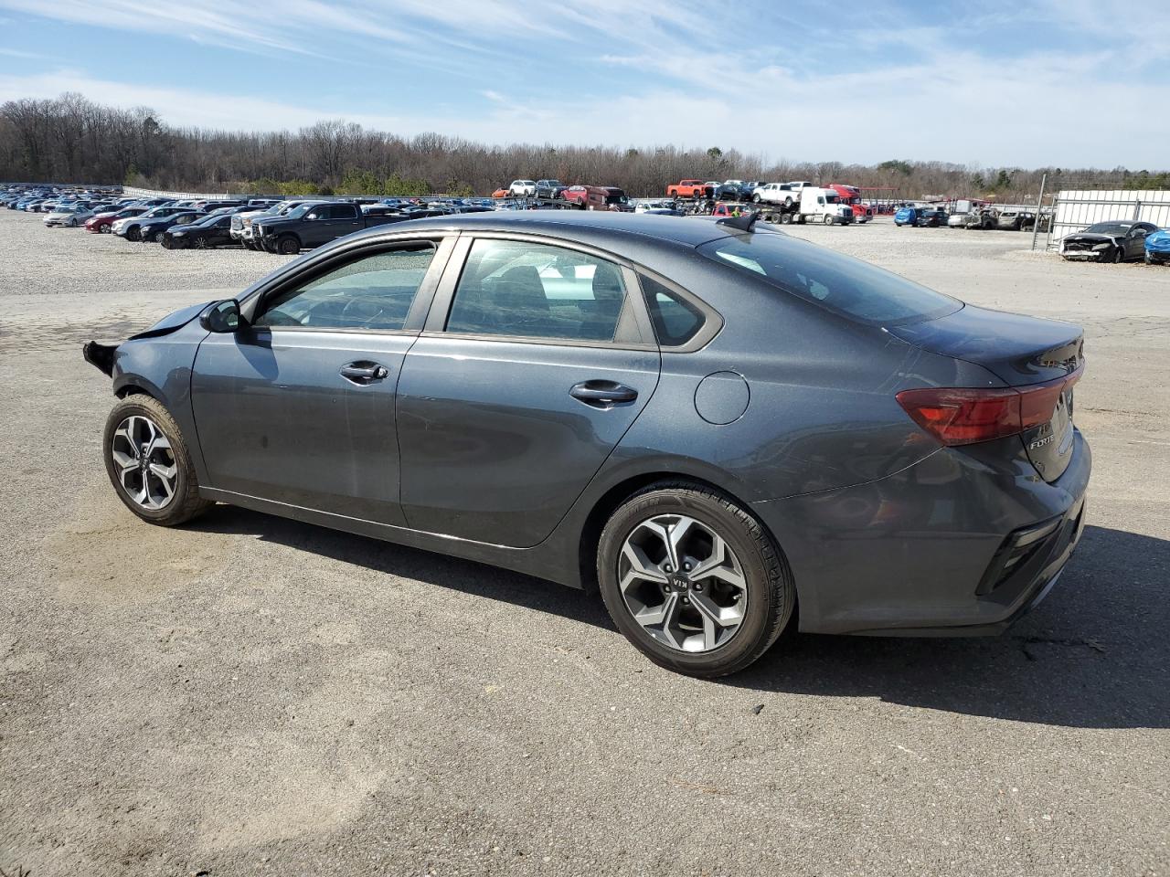 2019 Kia Forte - Image 2