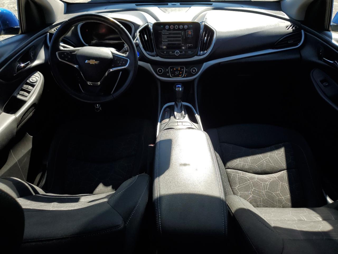2017 Chevrolet Volt - Image 8