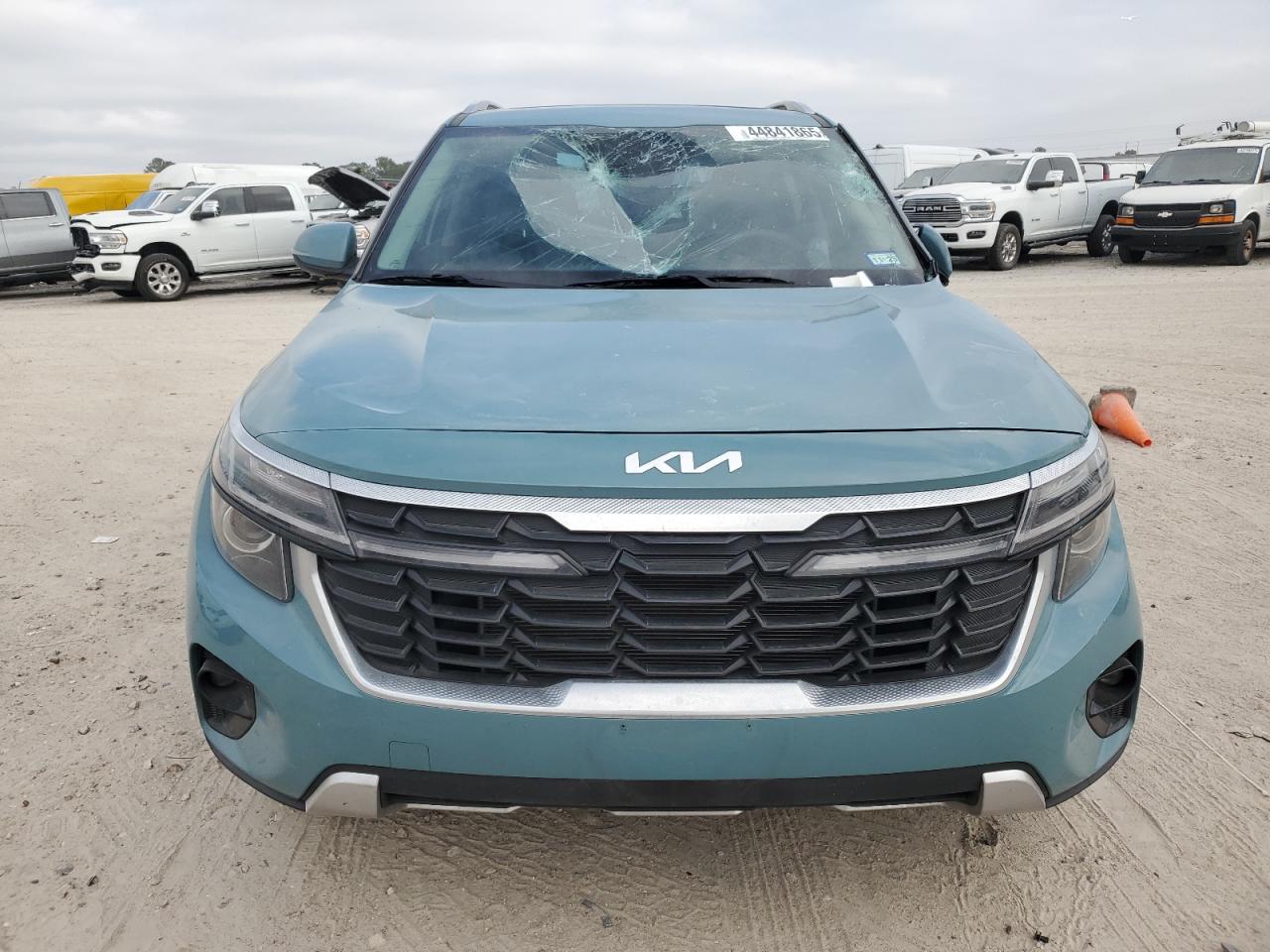 2024 Kia Seltos - Image 5