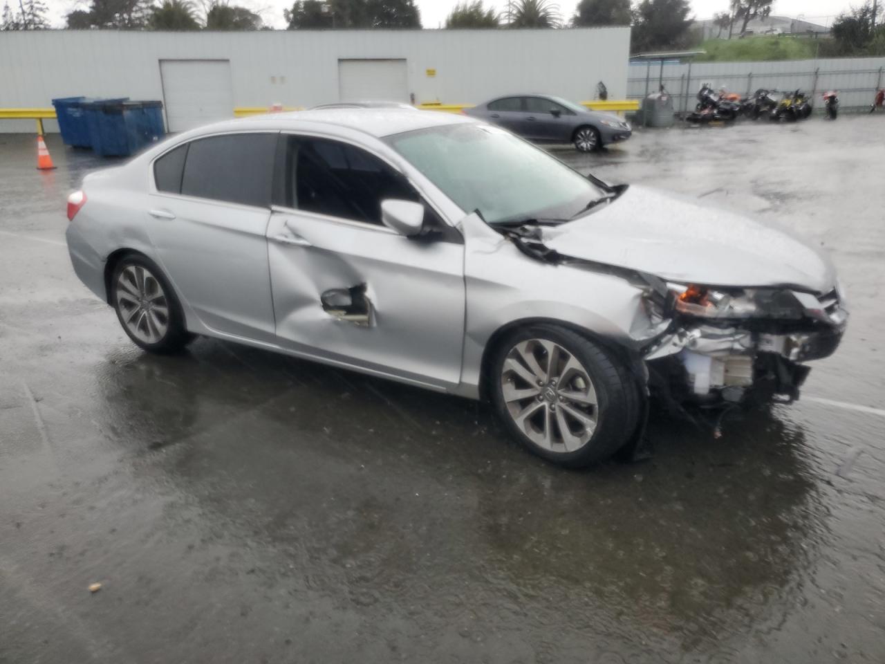 2013 Honda Accord - Image 4