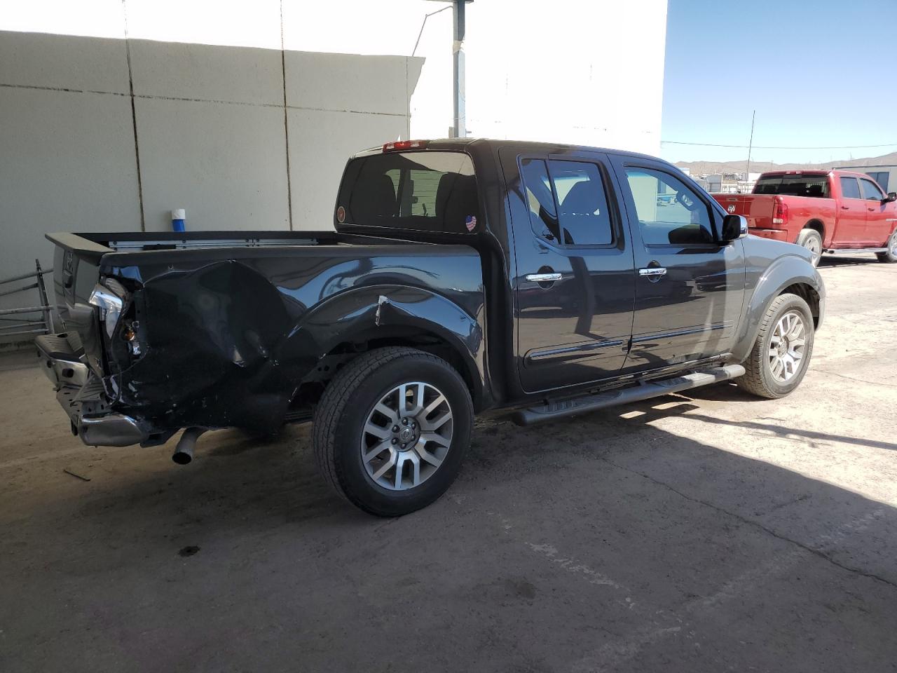 2013 Nissan Navara (Frontier) - Image 3