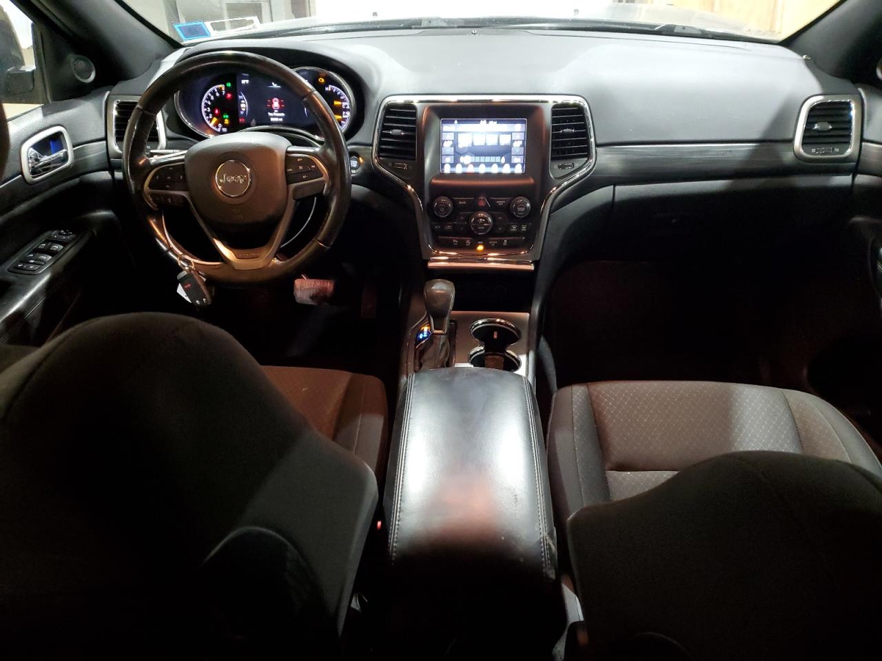 2020 Jeep Grand Cherokee - Image 8