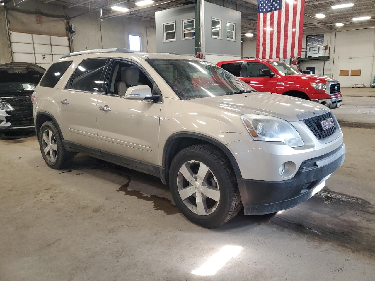 2012 GMC Acadia - Image 4