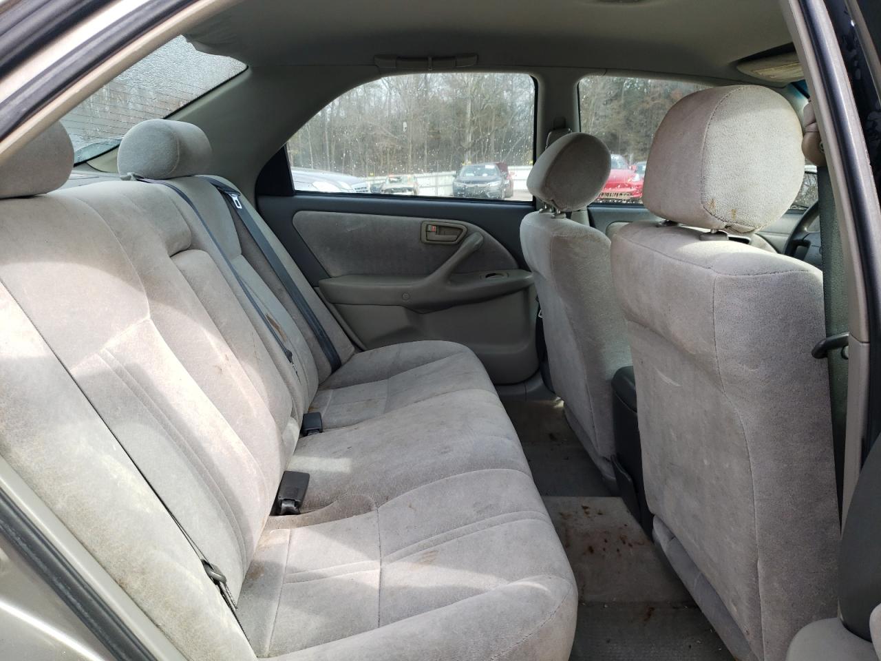 1998 Toyota Camry - Image 10
