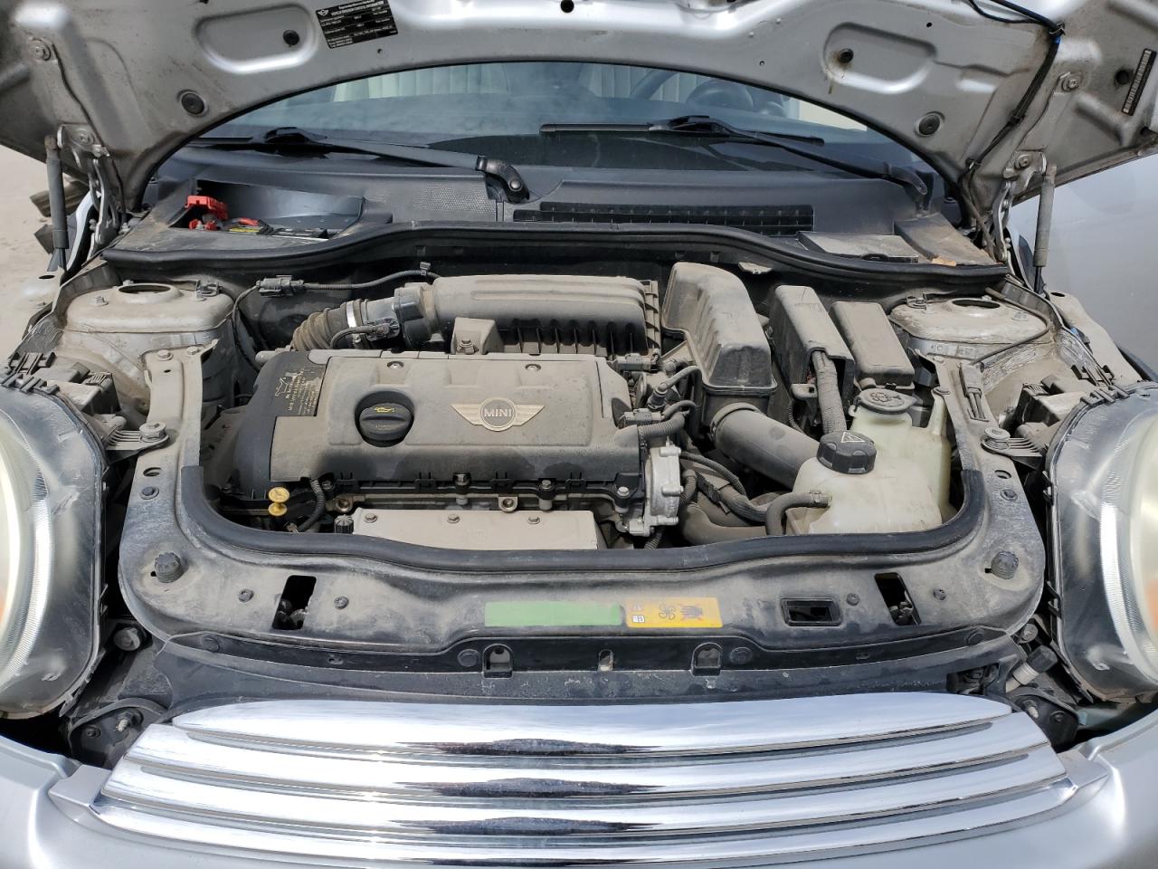 2011 MINI Cooper - Image 11