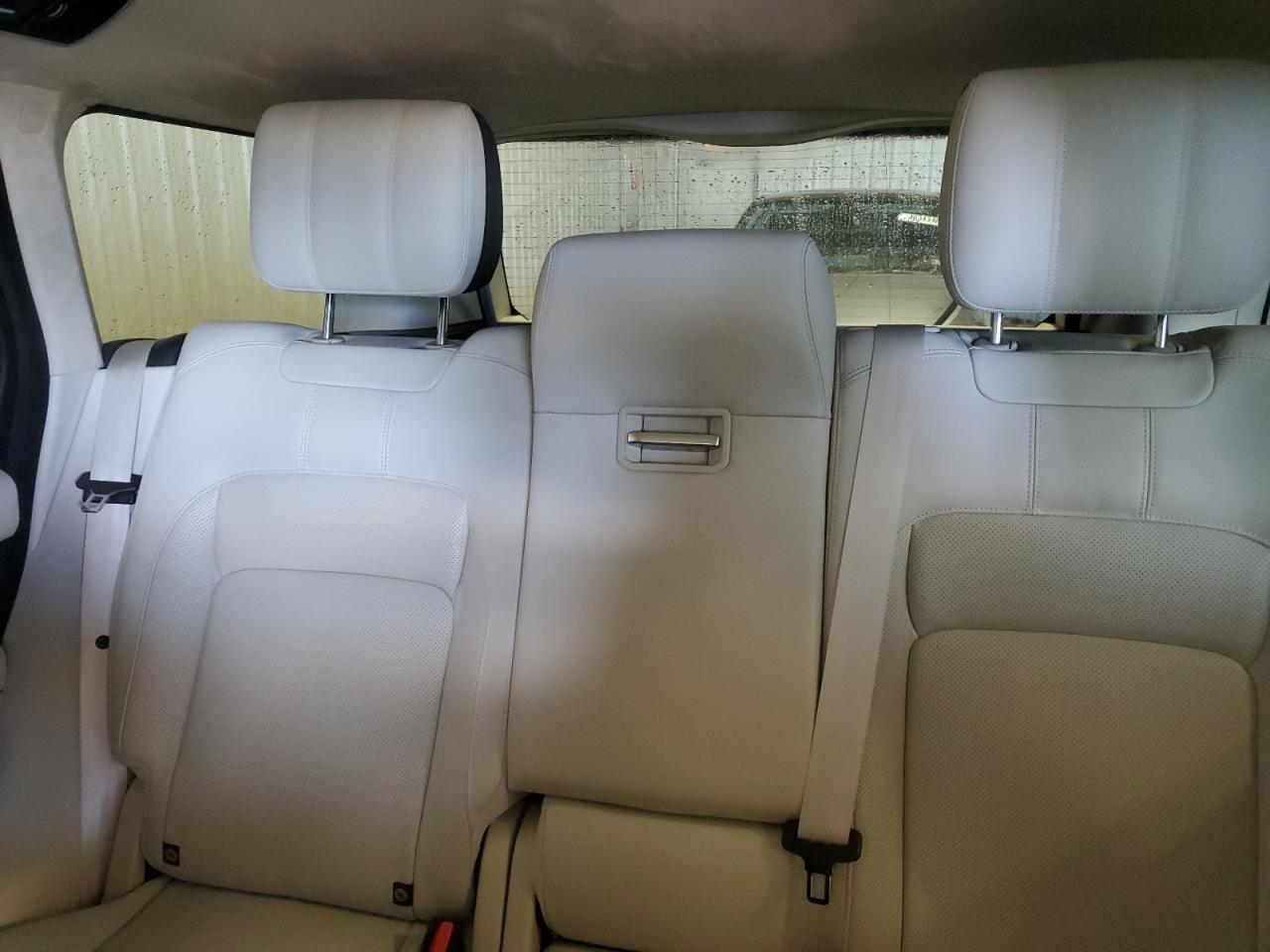 2022 Land Rover Range Rover - Image 10