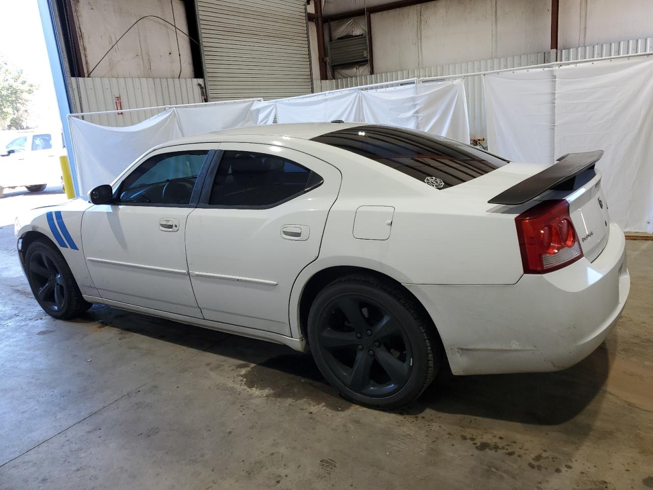 2010 Dodge Charger - Image 2