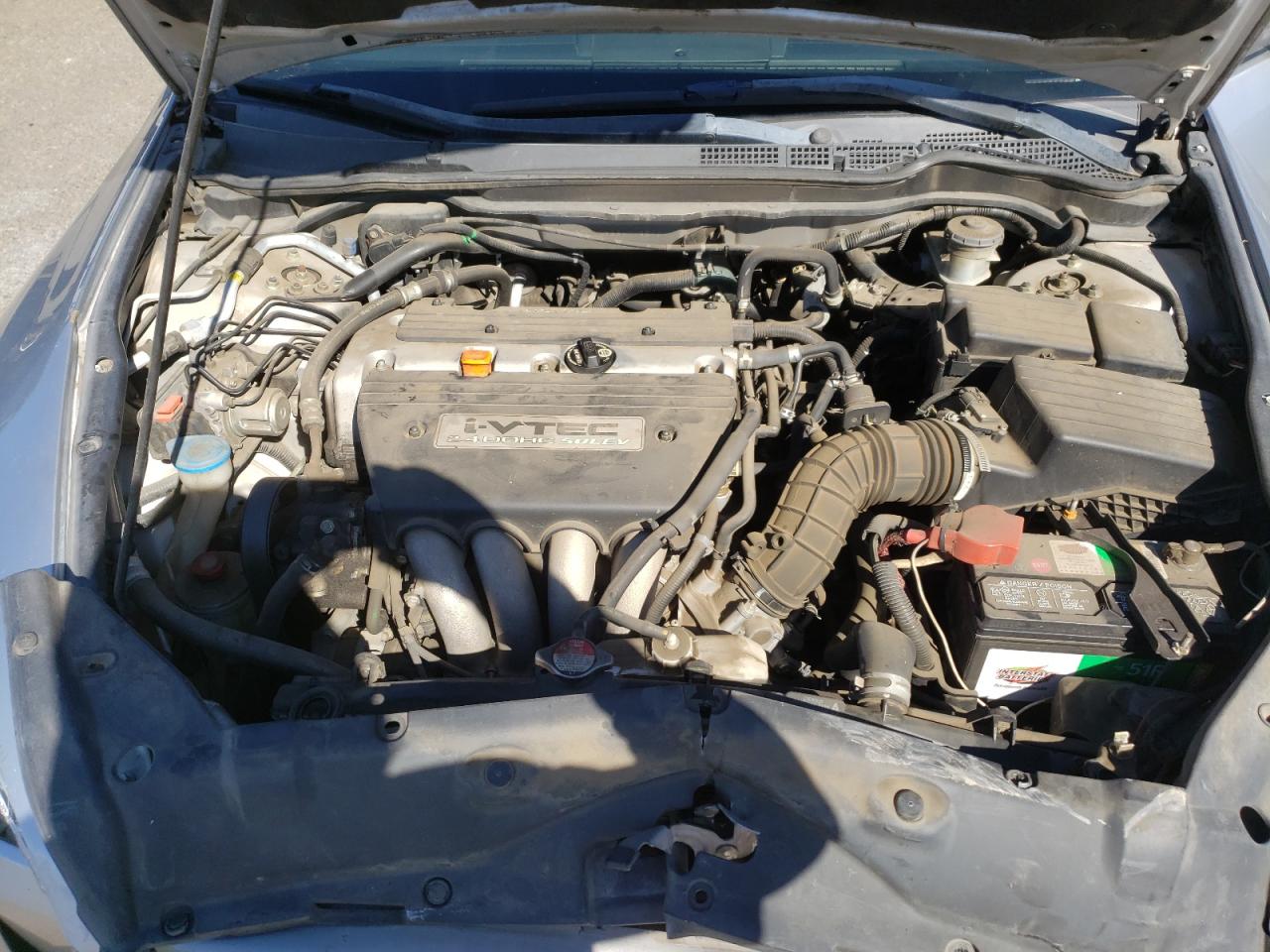 2006 Honda Accord - Image 13