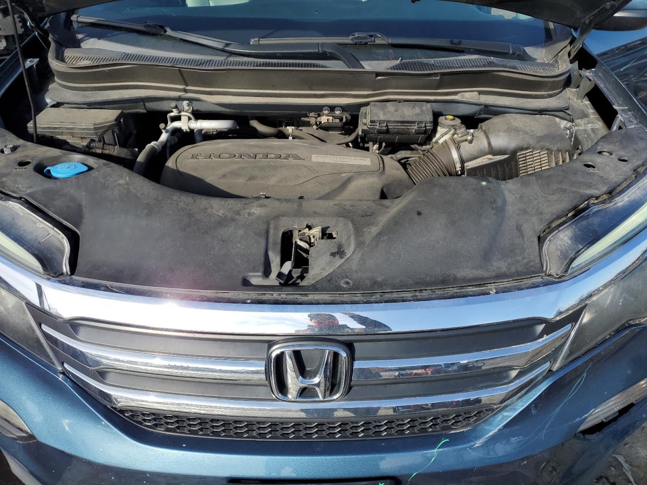 2016 Honda Pilot - Image 12