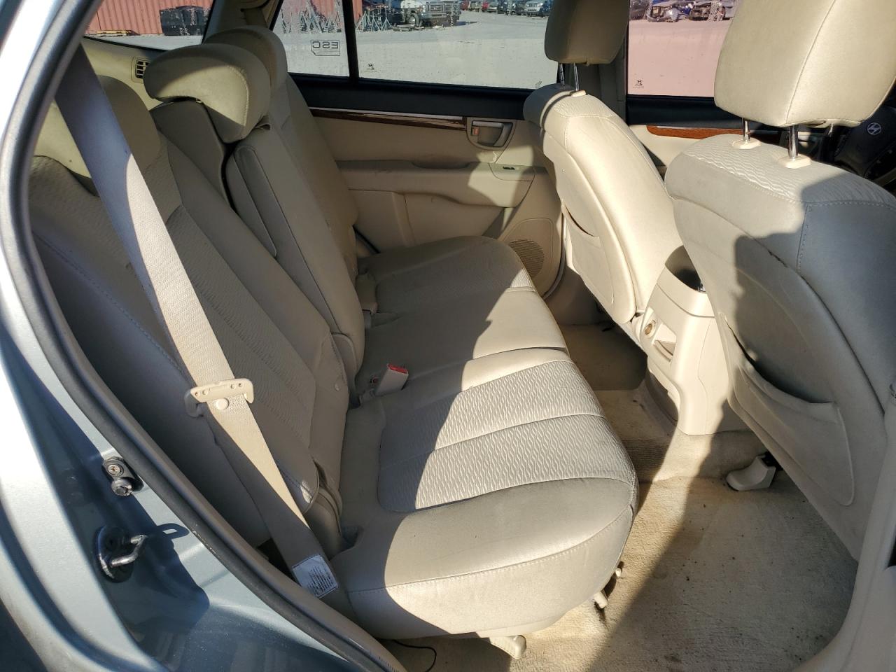 2007 Hyundai Santa Fe - Image 11