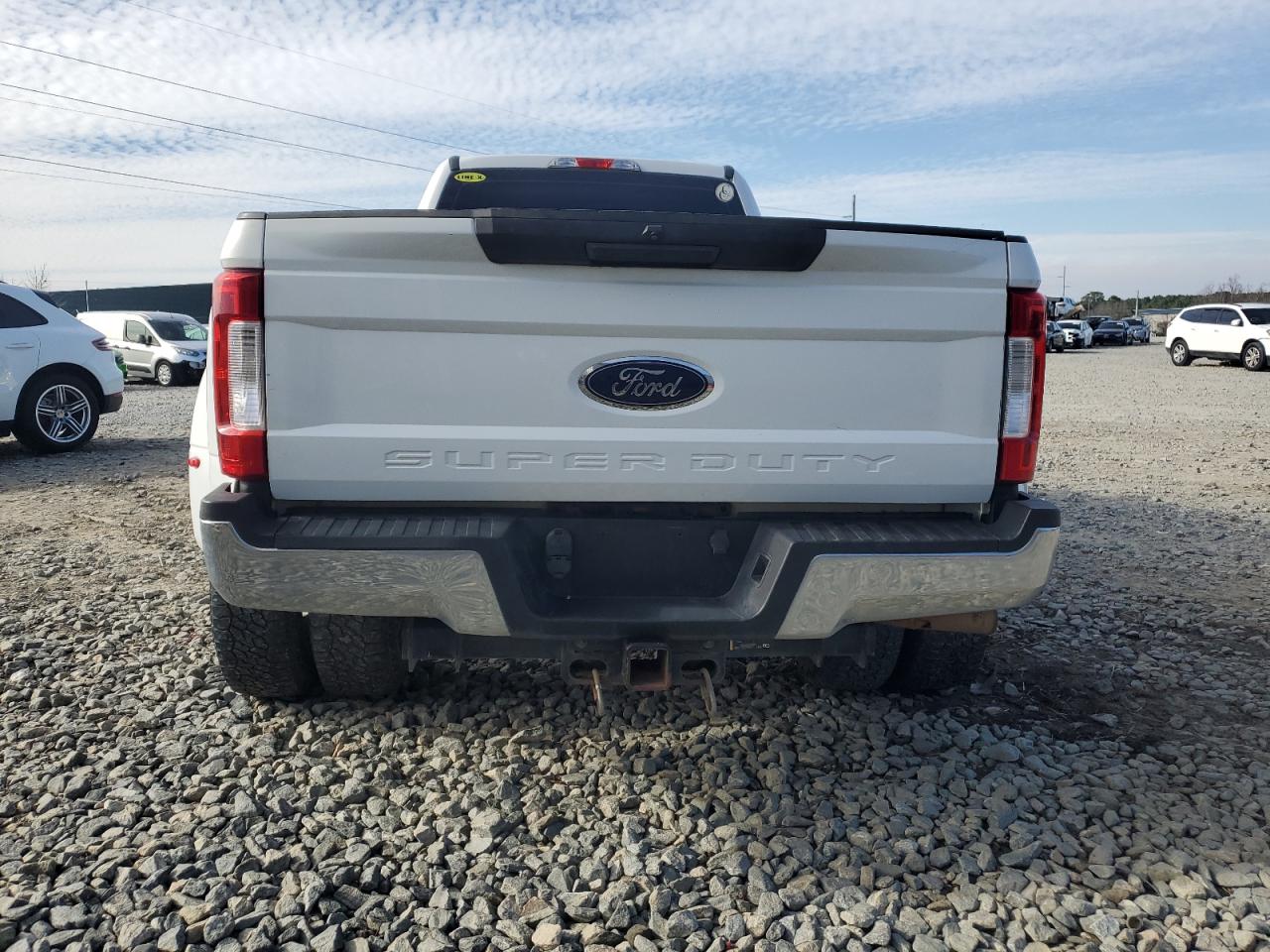 2018 Ford F350 - Image 6