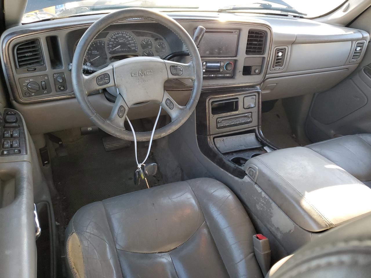 2006 GMC Yukon - Image 8