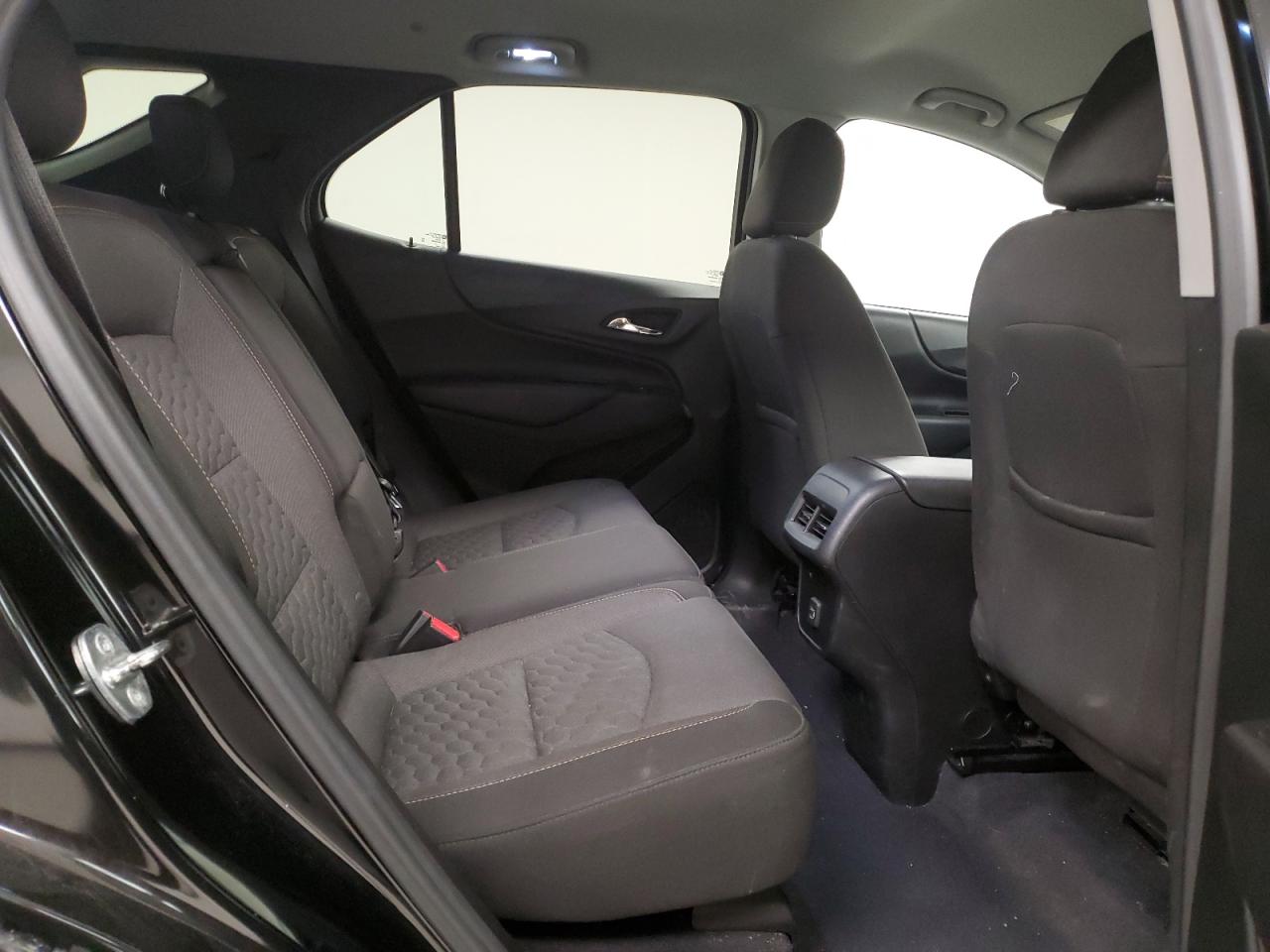 2020 Chevrolet Equinox - Image 11