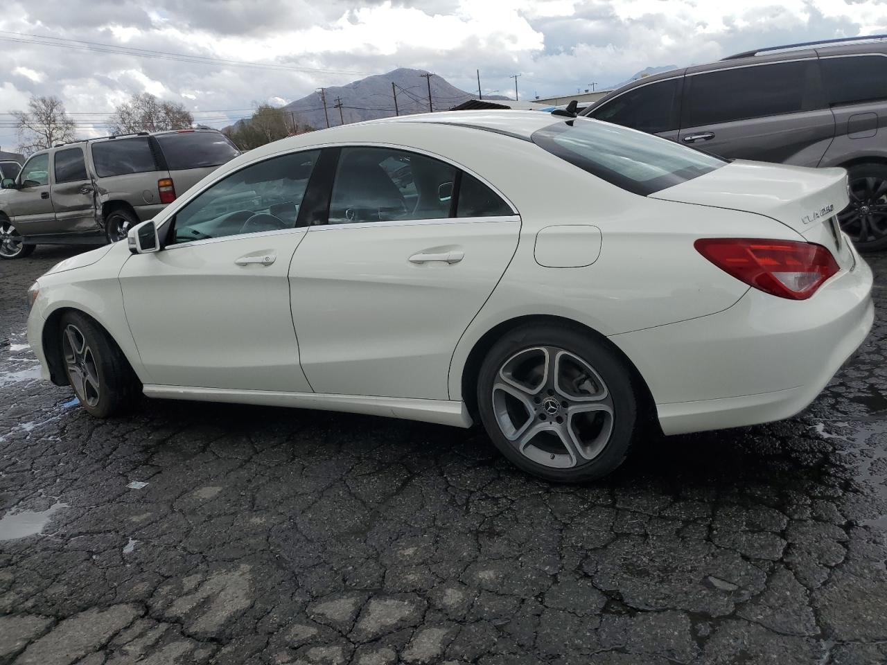 2018 Mercedes-Benz CLA-klasse - Image 2
