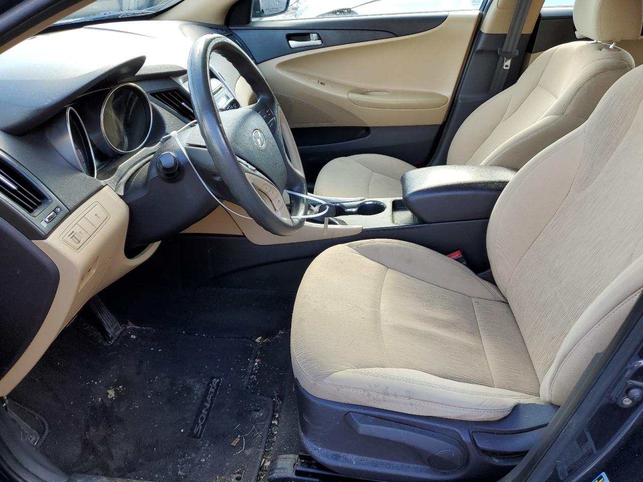 2011 Hyundai Sonata - Image 7