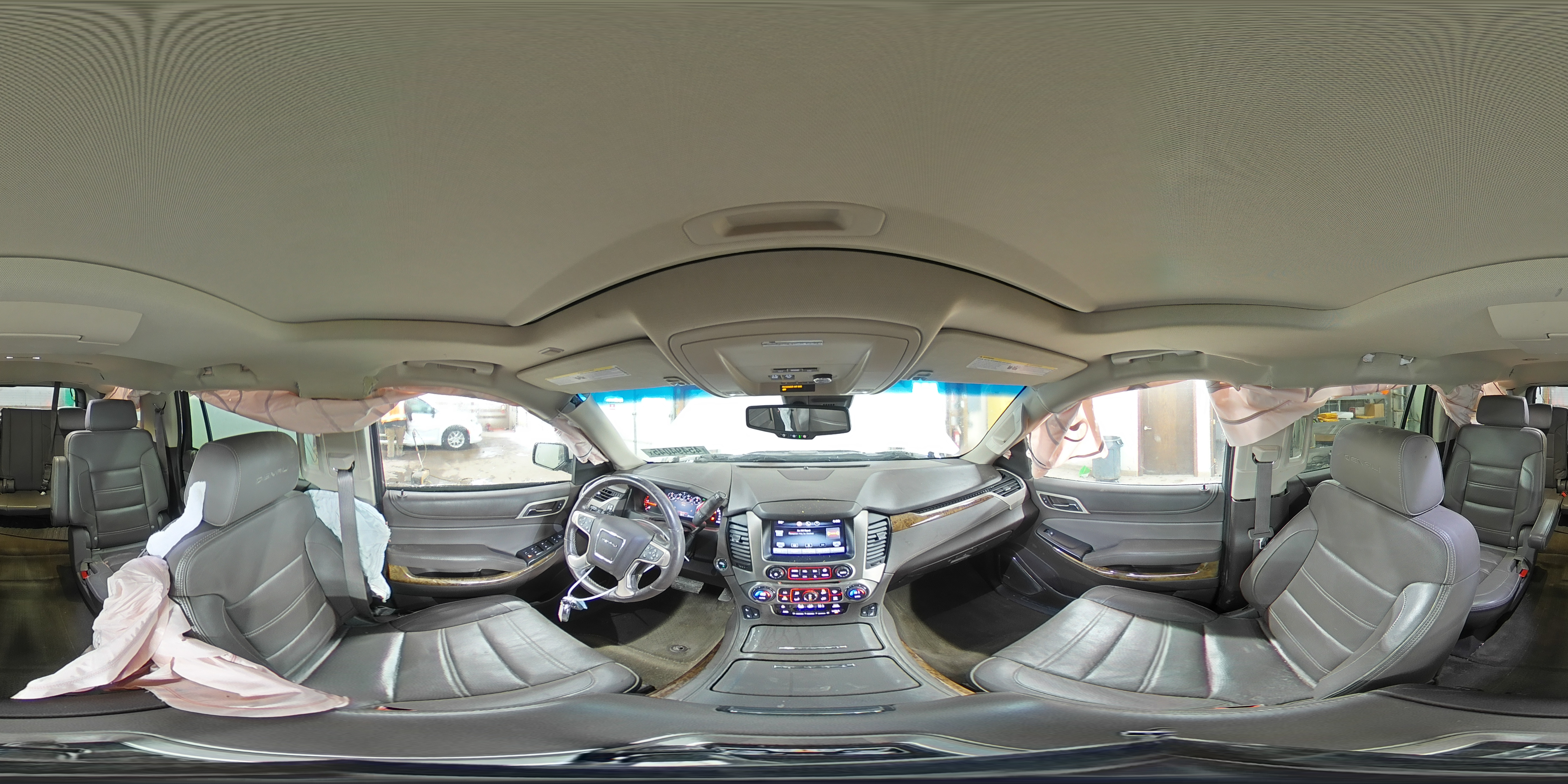 2015 GMC Yukon - Image 15
