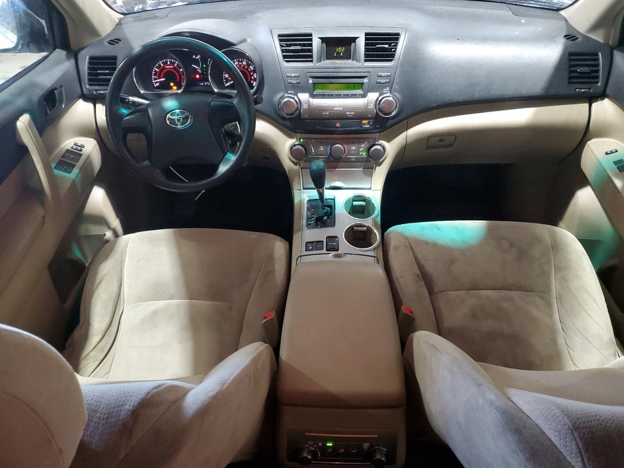 2012 Toyota Highlander - Image 8