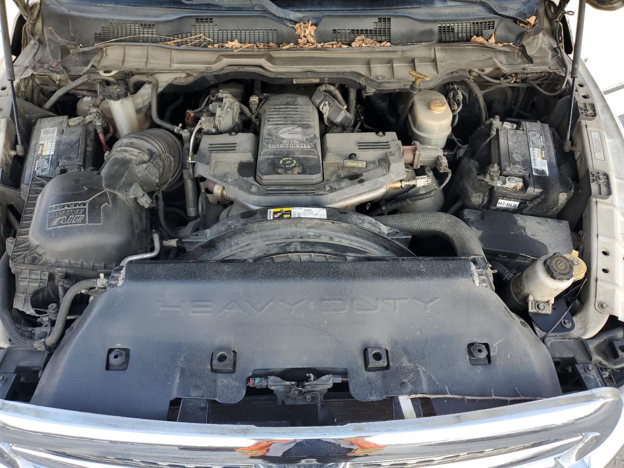 2016 RAM 3500 - Image 13