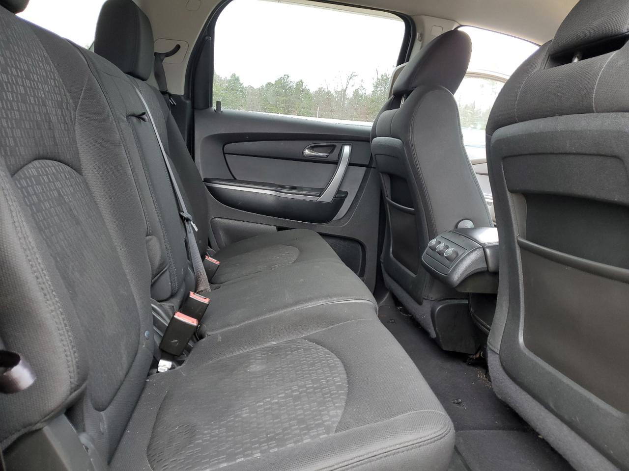 2012 GMC Acadia - Image 11