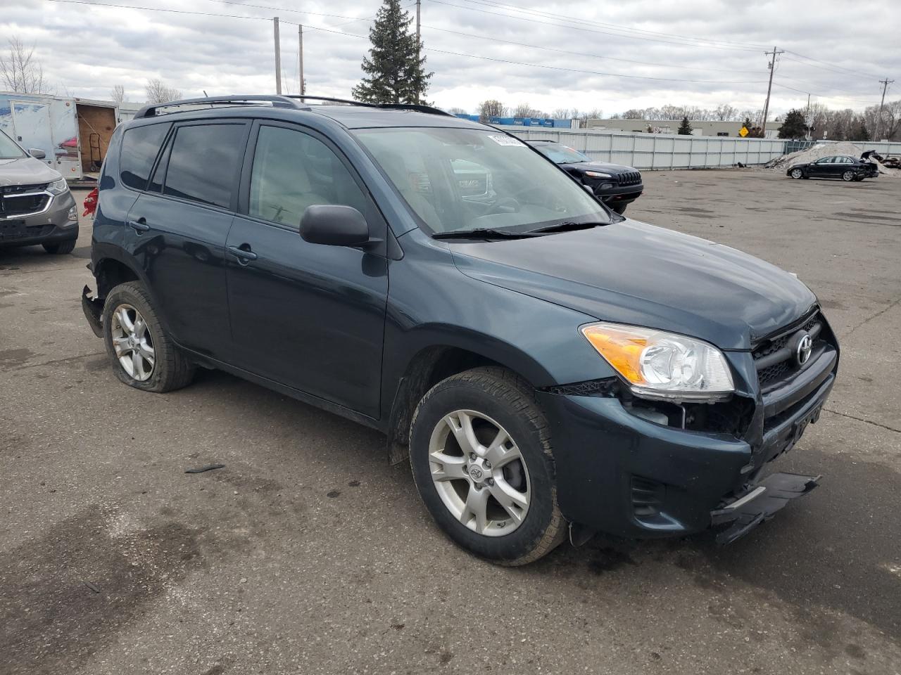 2011 Toyota RAV 4 - Image 4