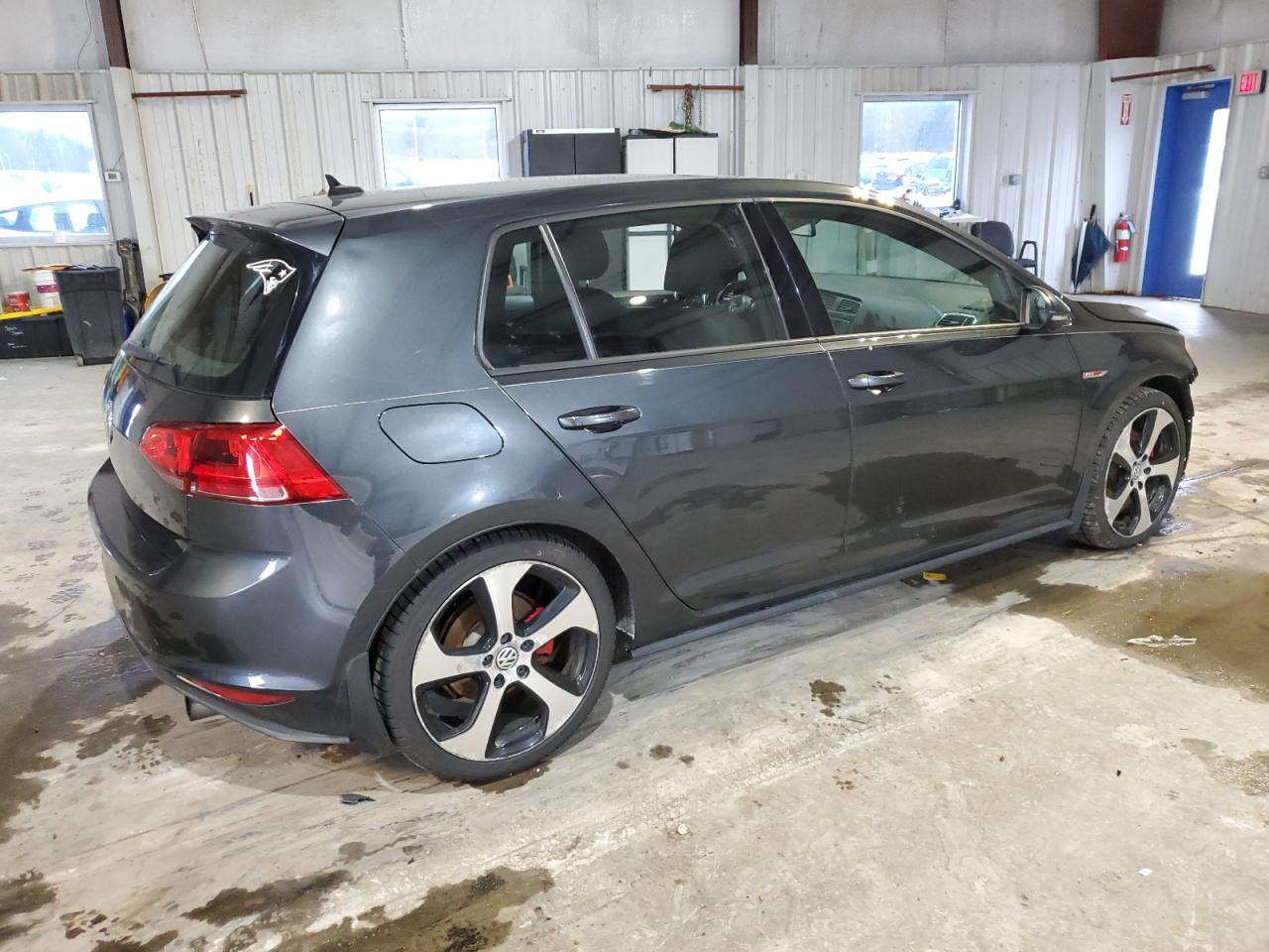 2015 Volkswagen GTI - Image 3