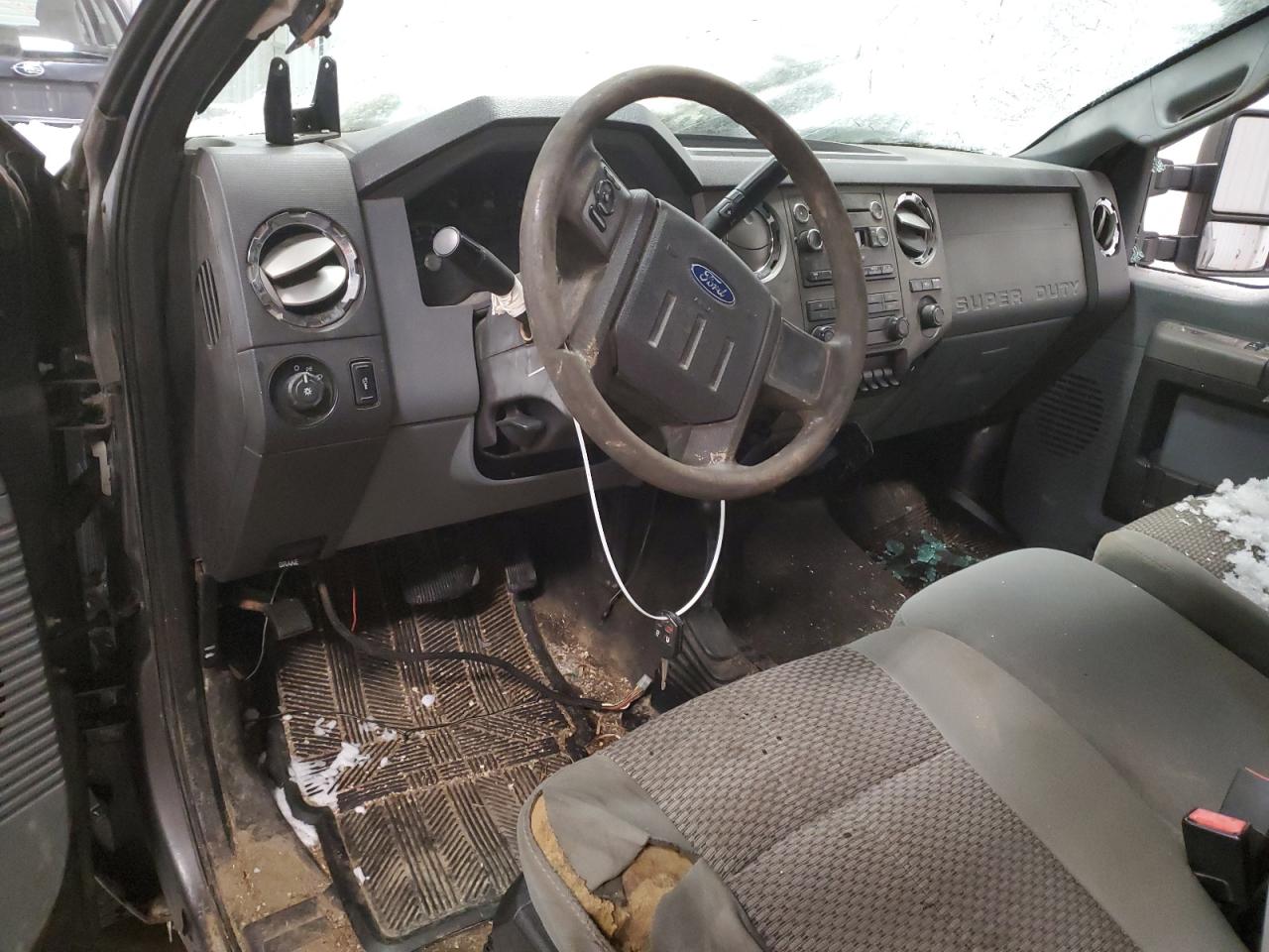 2012 Ford F350 - Image 8