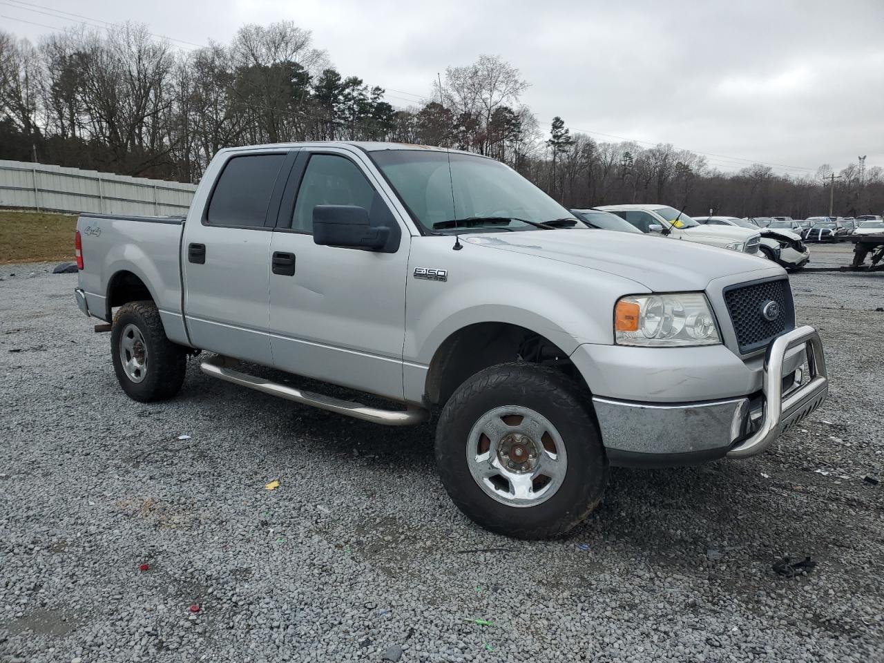 2005 Ford F-150 - Image 4