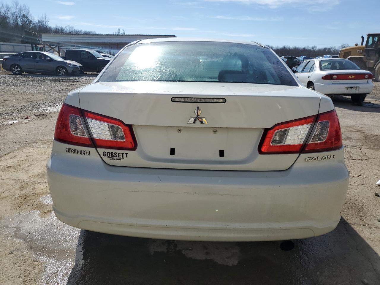 2009 Mitsubishi Galant - Image 6