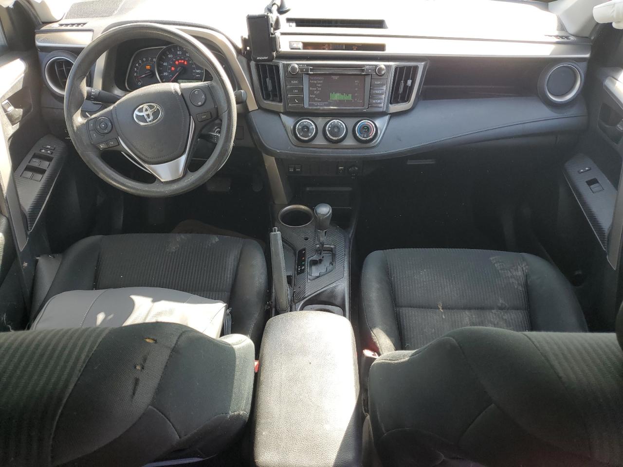 2015 Toyota RAV 4 - Image 8