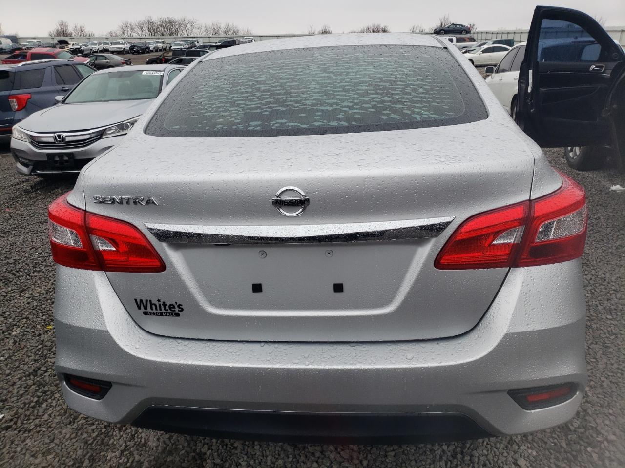 2019 Nissan Sentra - Image 6