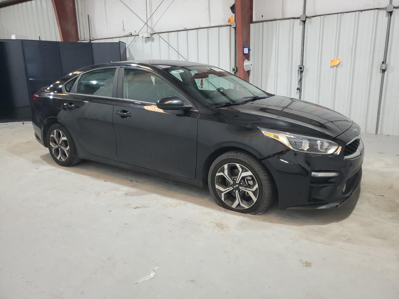 2021 Kia Forte - Image 4