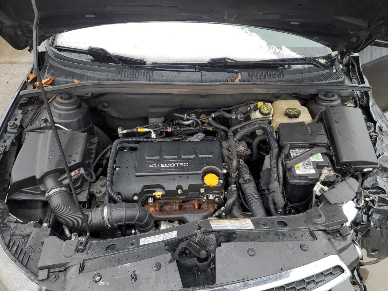 2013 Chevrolet Cruze - Image 11