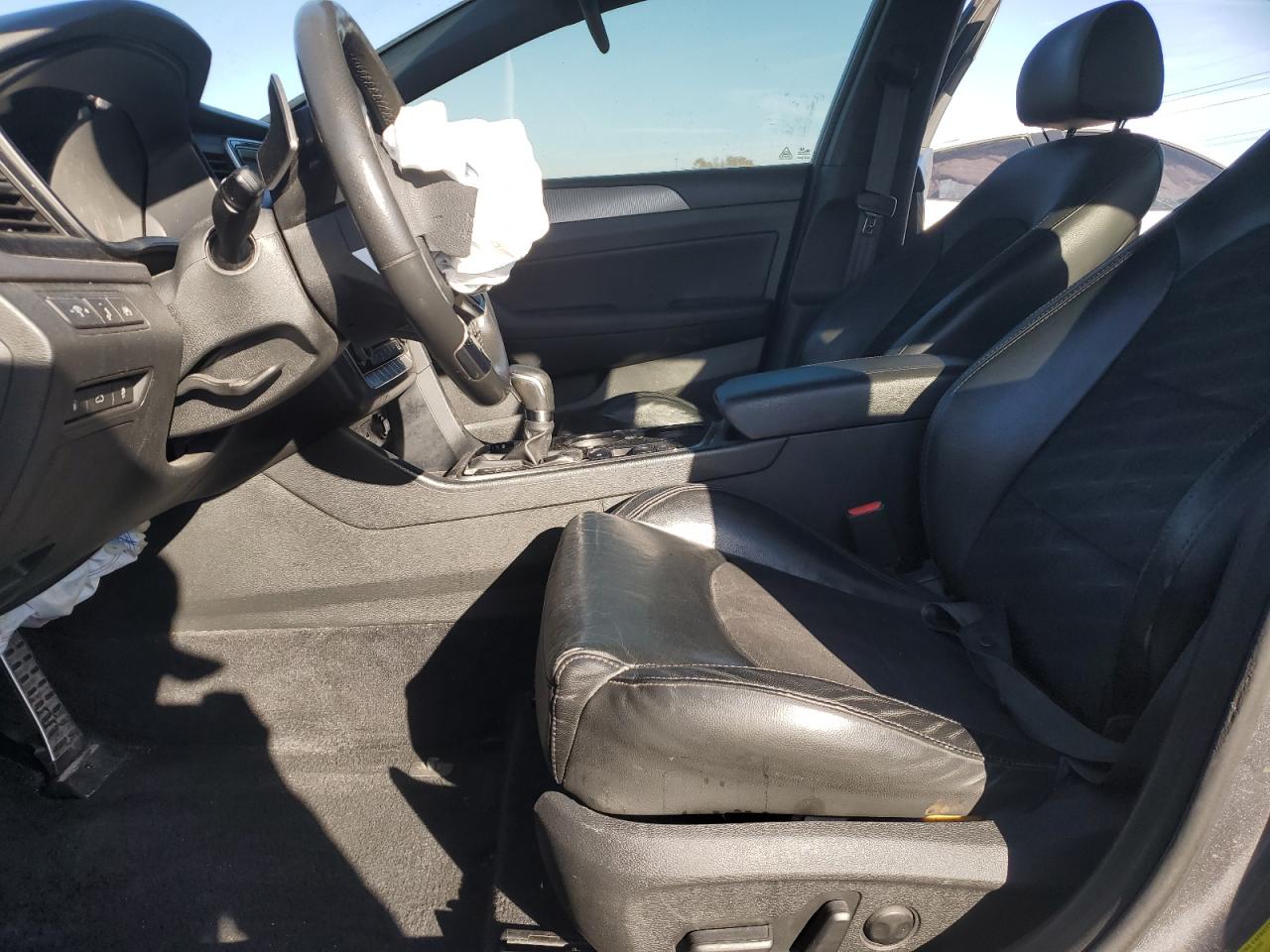 2018 Hyundai Sonata - Image 7
