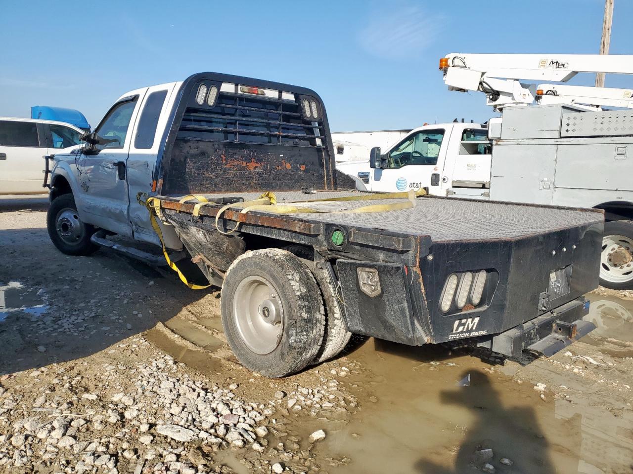 2011 Ford F350 - Image 2