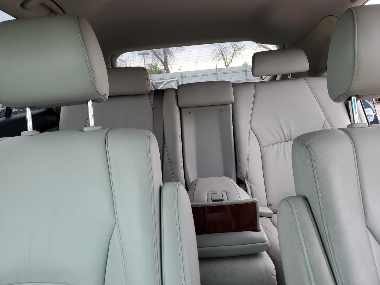 2007 Lexus RX - Image 10