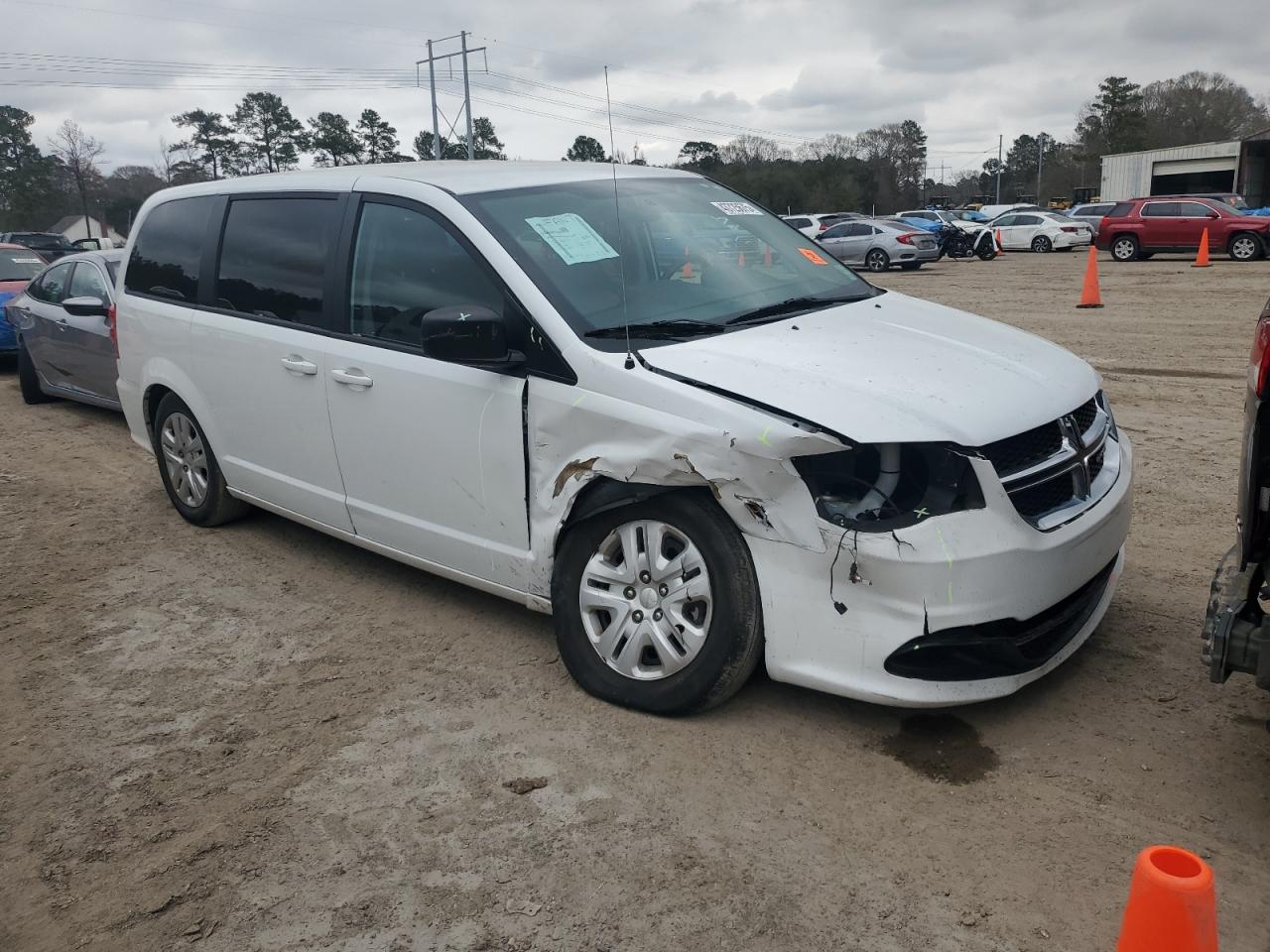 2018 Dodge Caravan - Image 4