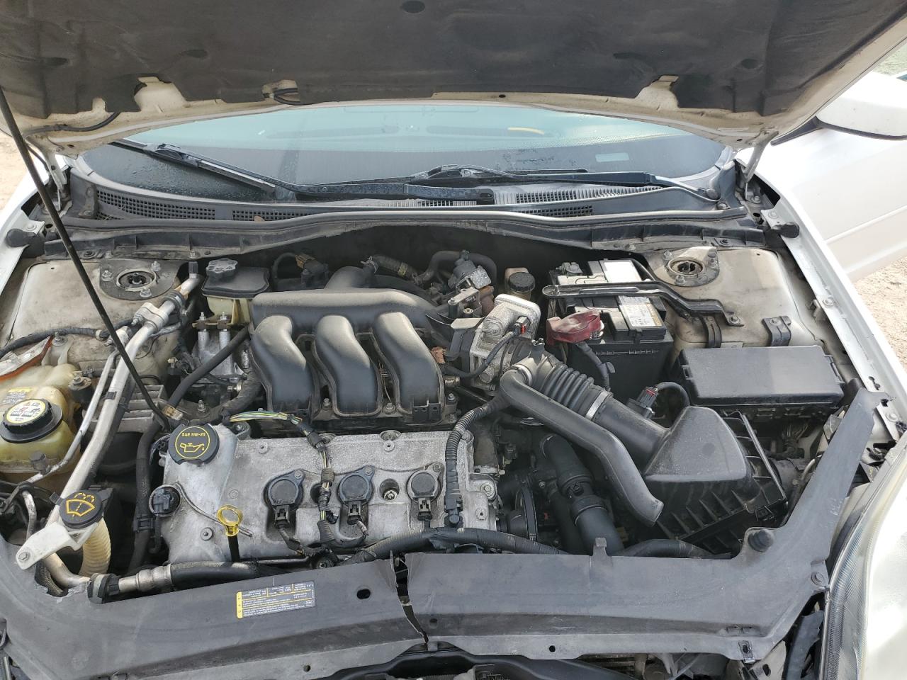 2009 Ford Fusion - Image 12