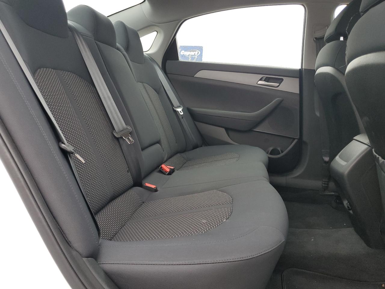 2018 Hyundai Sonata - Image 10