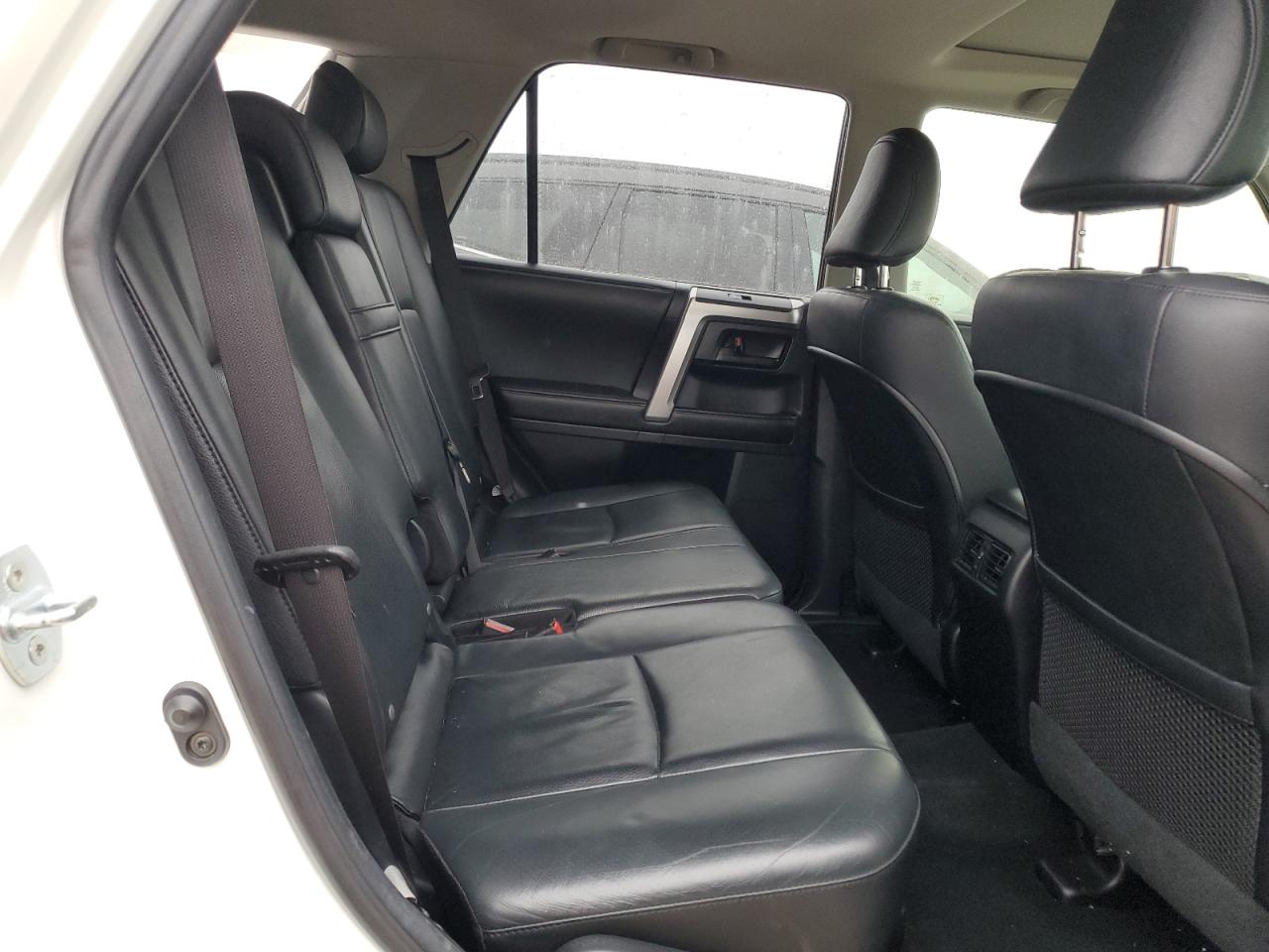 2013 Toyota 4Runner - Image 11
