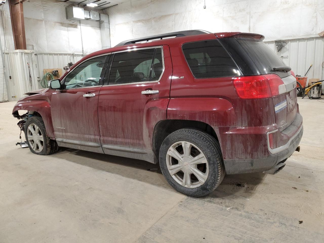 2016 GMC Terrain - Image 2