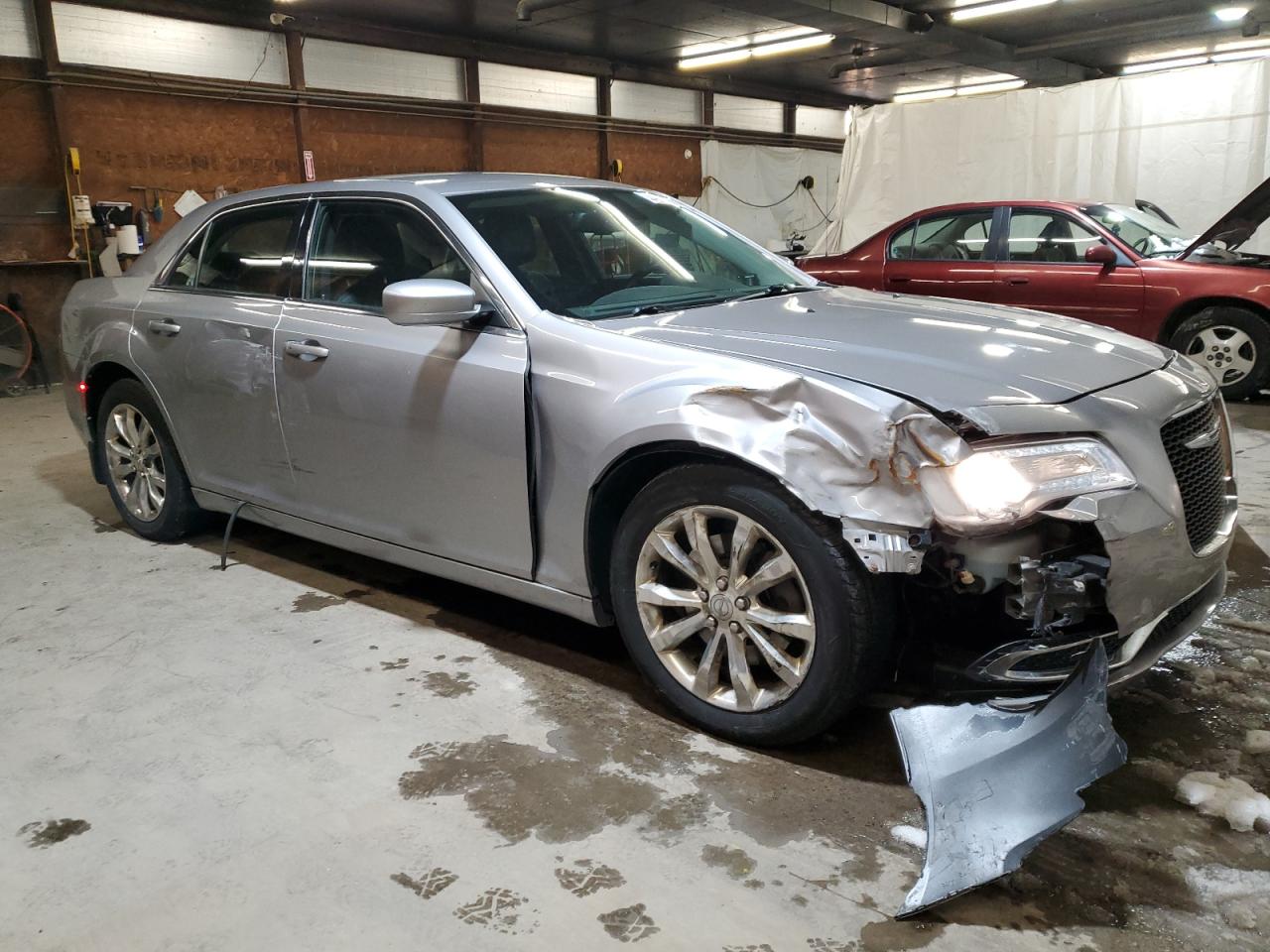2015 Chrysler 300 - Image 4