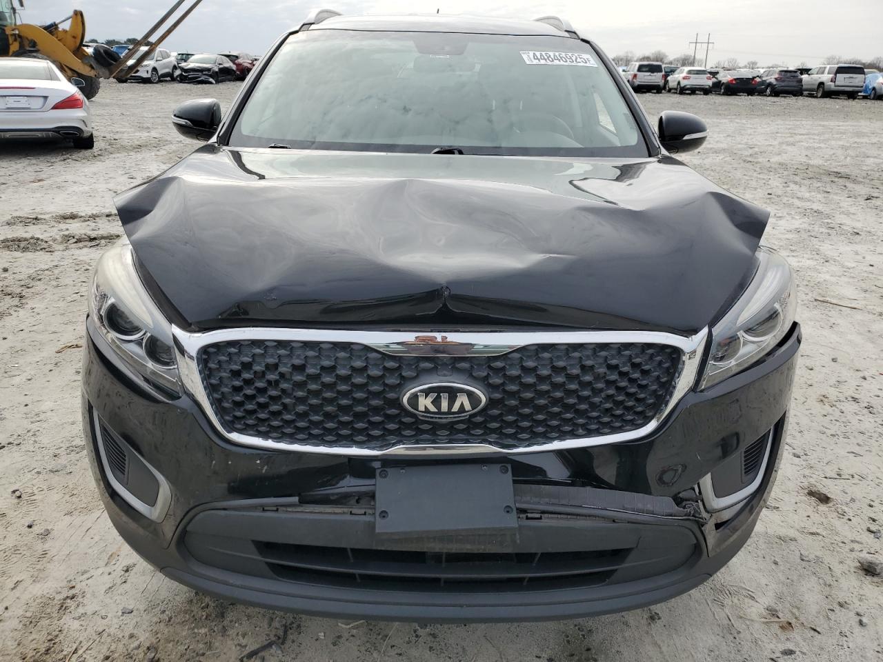2018 Kia Sorento - Image 5