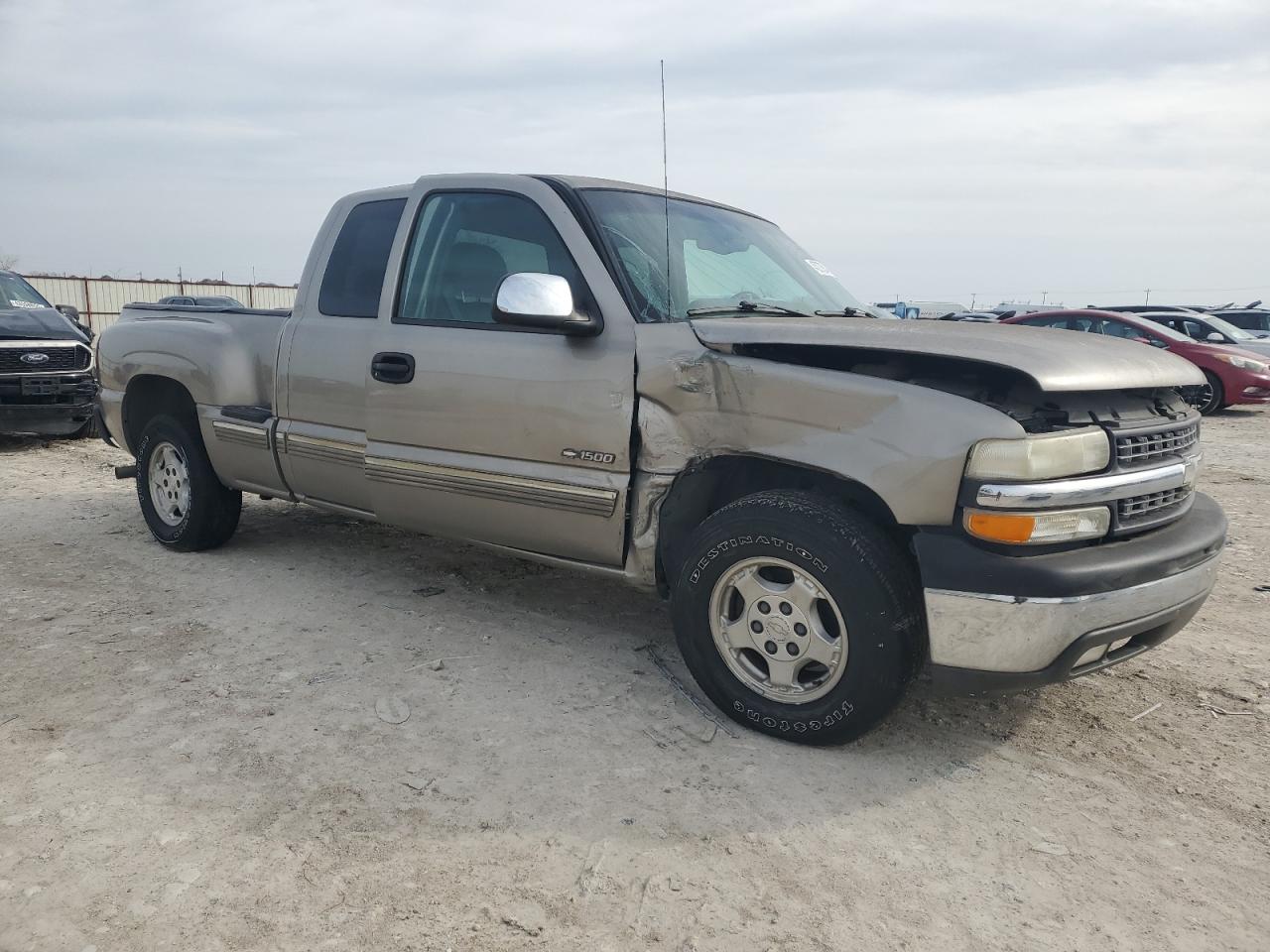 2002 Chevrolet Silverado - Image 4