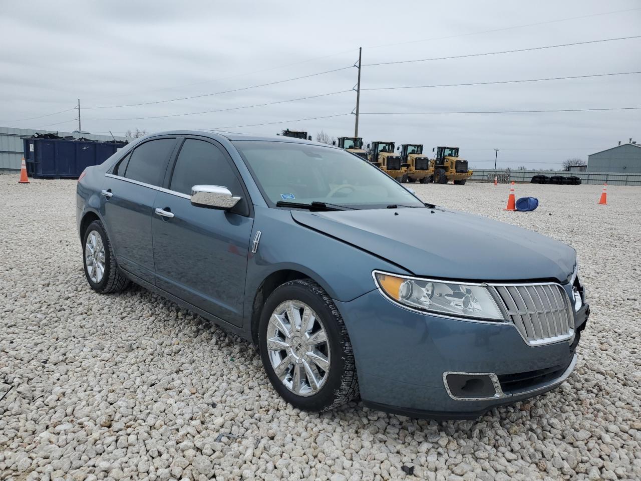 2012 Lincoln MKZ - Image 4